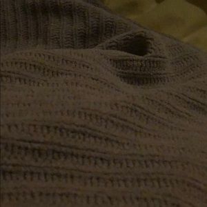 Meet your Posher, Caitlin